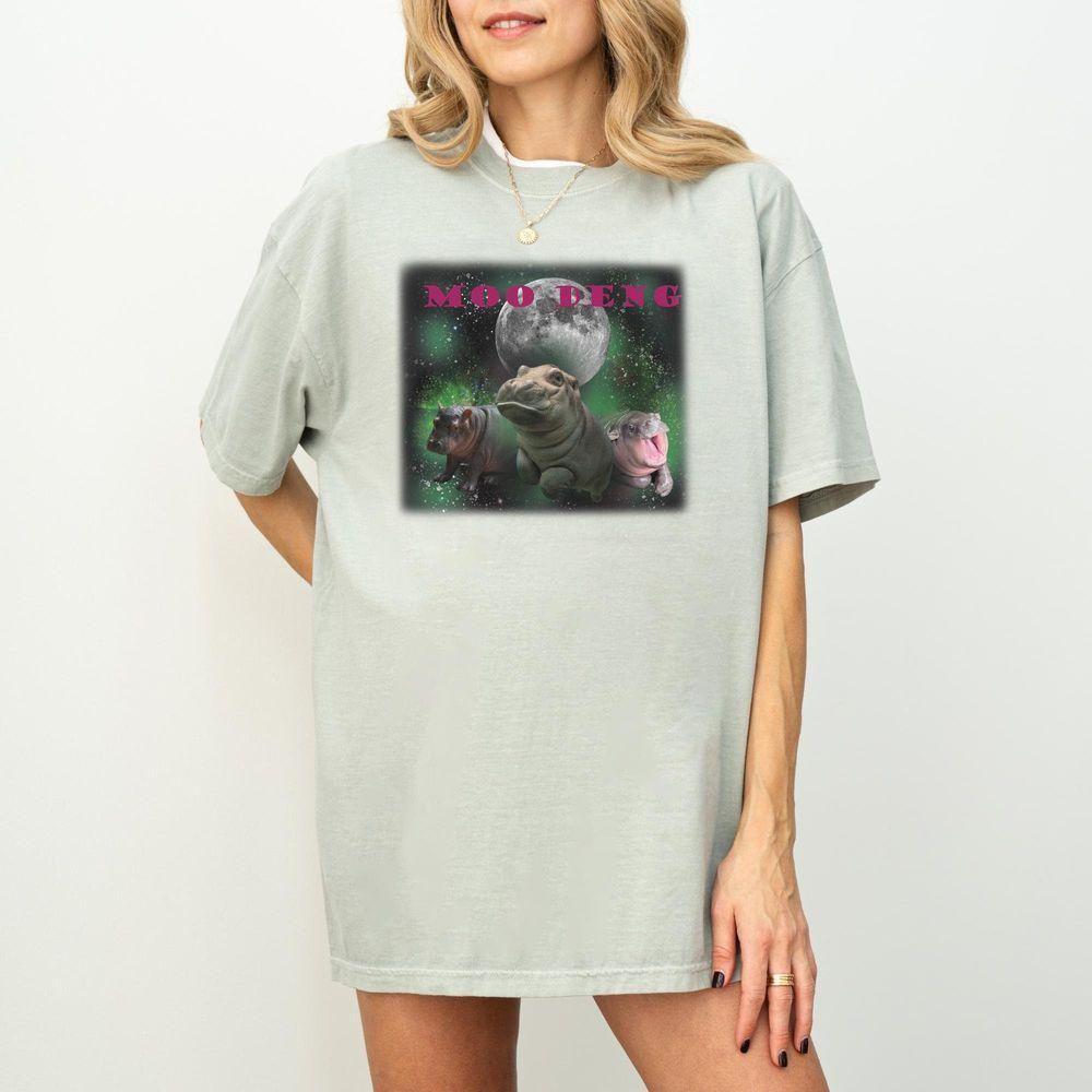 Vintage Moo Deng With The Moon Vuitino Shirt Vintage Moo Deng With The Moon Vuitino Shirt